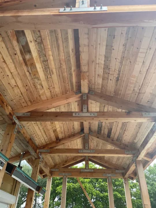 Exposed truss gable ceiling