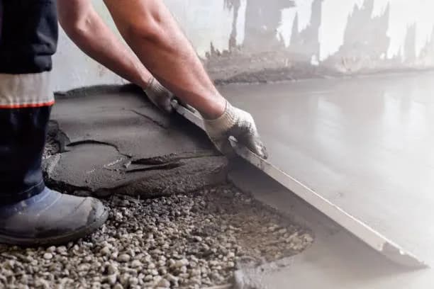 Concrete and flatwork that sets the base right.